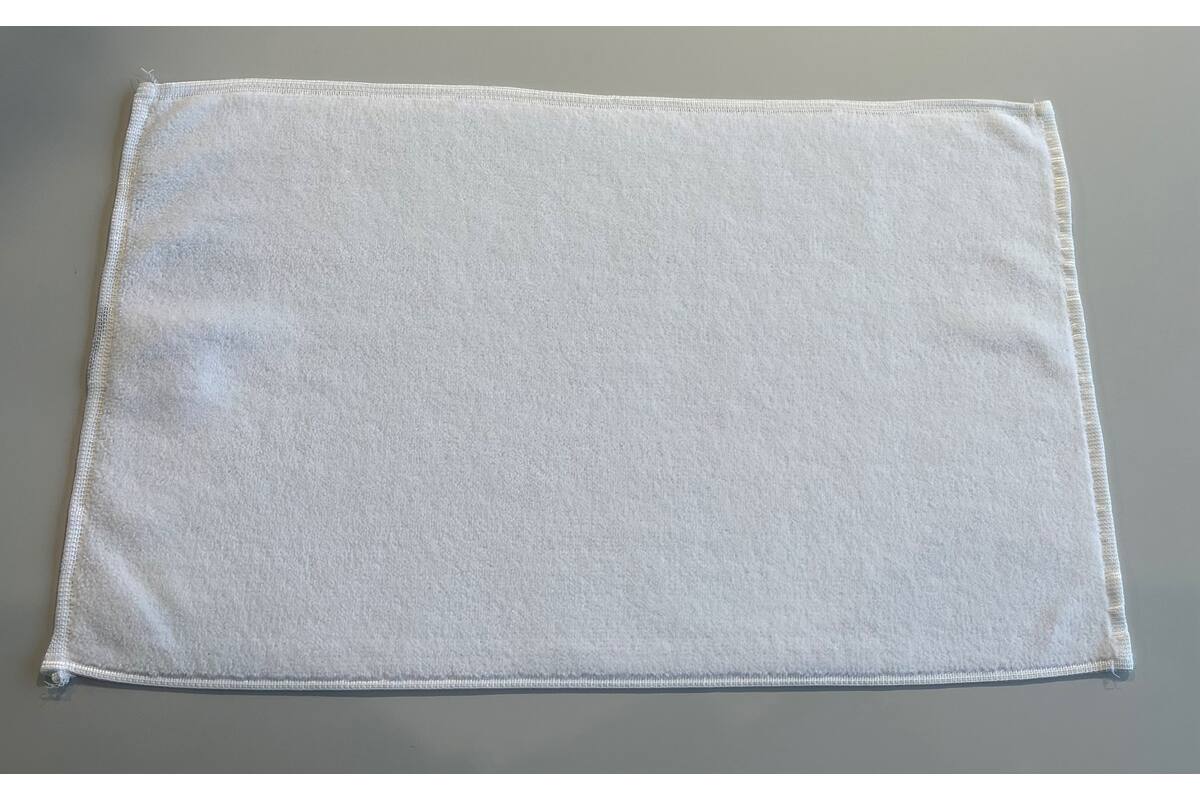 Towel Polyester/Cotton - 30 x 50 cm
400gsm, size deviation +/- 5%