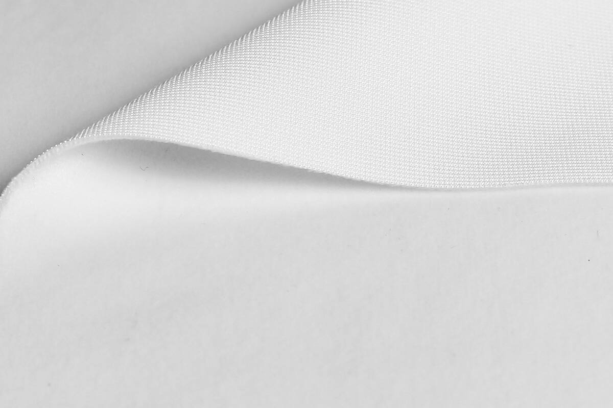 Macio 320, +/- 320 g/m2
For subli transfer
1,50 x +/- 50 m