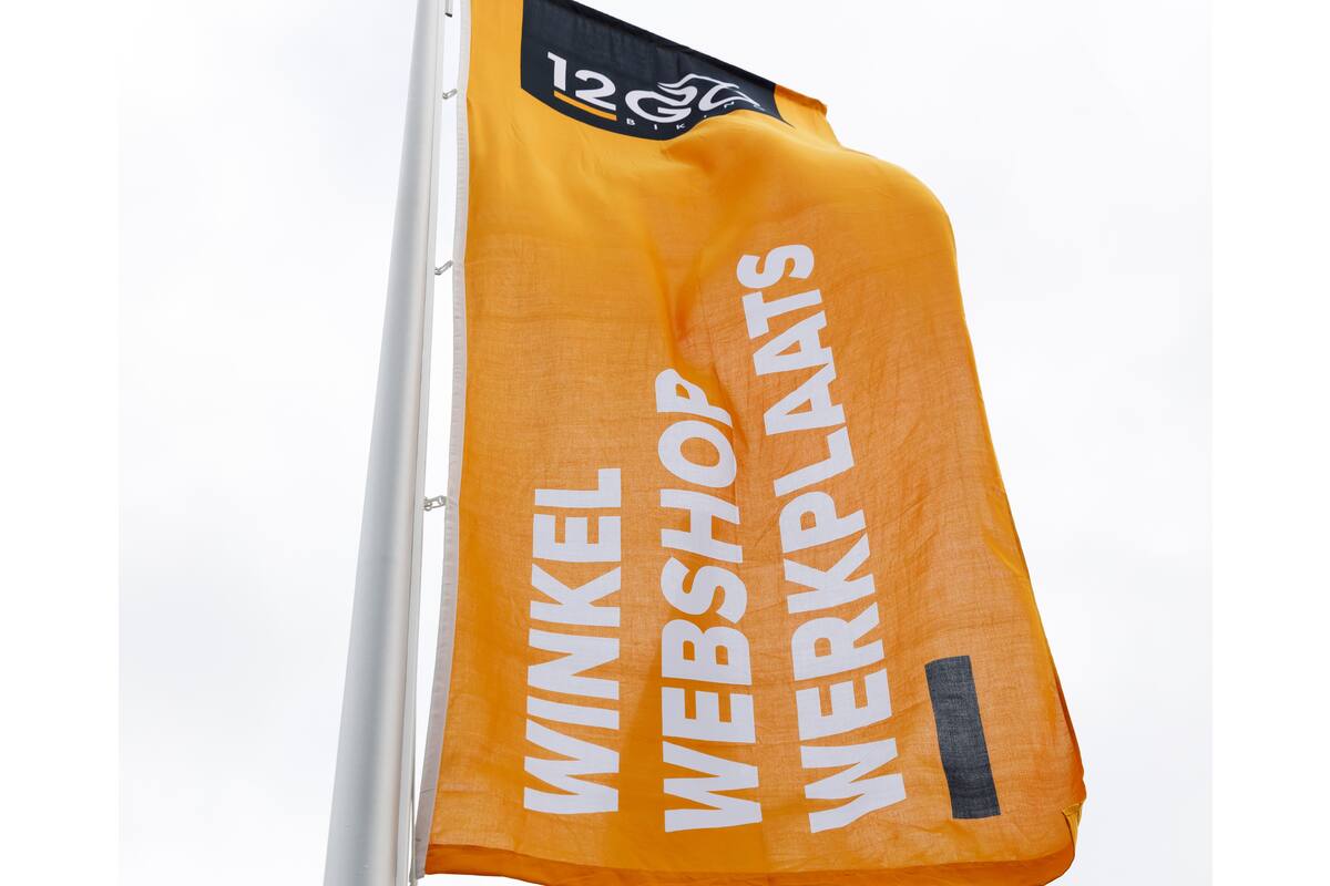 Basic Flag 110 FR, +/- 110 g/m2
For subli transfer & direct
5,05 x +/- 150 m