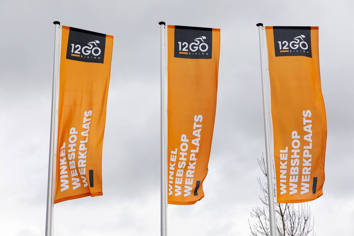 Basic Flag 110 FR, +/- 110 g/m2
For subli transfer & direct
5,05 x +/- 150 m