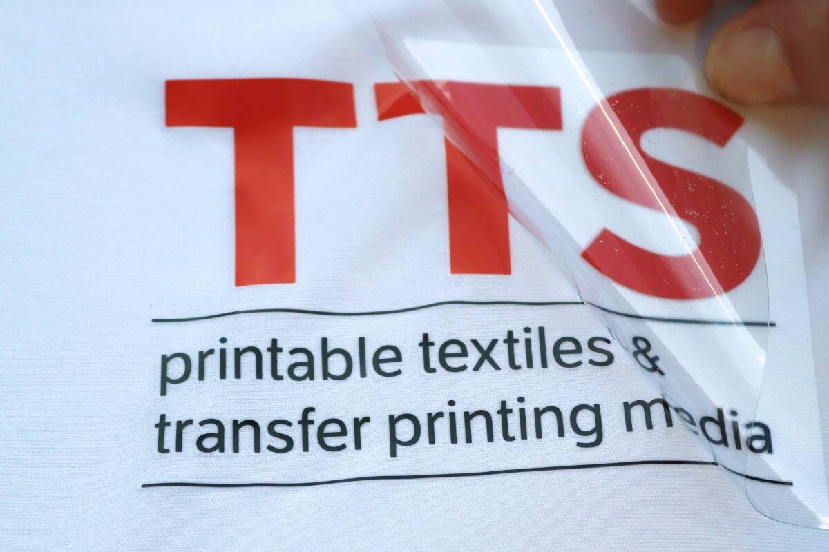 Polyester transfer film HCS100/1-GC
glossy, 70x50 cm - 200 sheets/pack