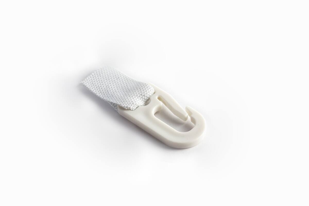 Snap Hook [45mm] with Webbing
20mm Wide, 80mm Long - Black, 500pc/bag
