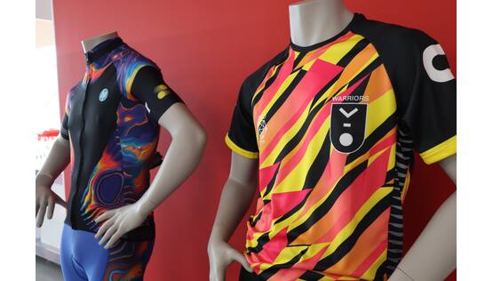 Sporttrikot Plain 155, +/- 165 g/m2
For subli transfer
2" core
1,62 x +/- 60 m