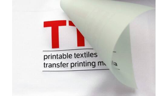 Polyester transfer film HCS100/2C Cold-Peel
two sides matt, 50x70 cm - 200 sheets/pack