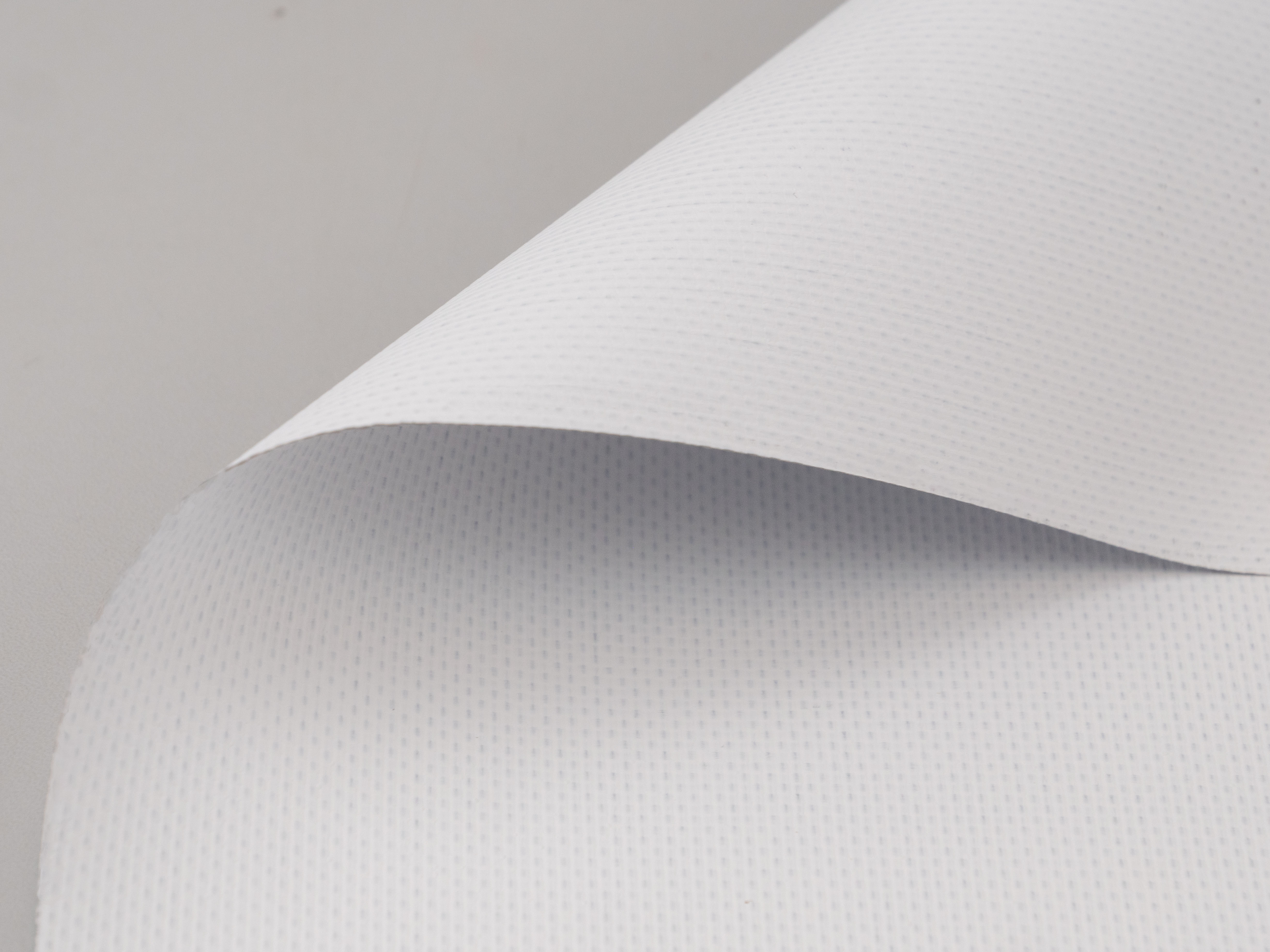 PVC-free Banner Blockout 380 FR, +/- 380 g/m2
For UV & latex and (eco)solvent
3,20 x +/- 50 m