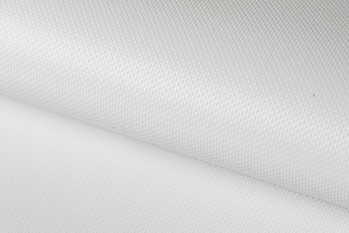 PVC-free Banner Whiteback 300 FR, +/- 310 g/m2
For UV & latex and (eco)solvent
Whiteback - weldable
3,20 x +/- 50 m