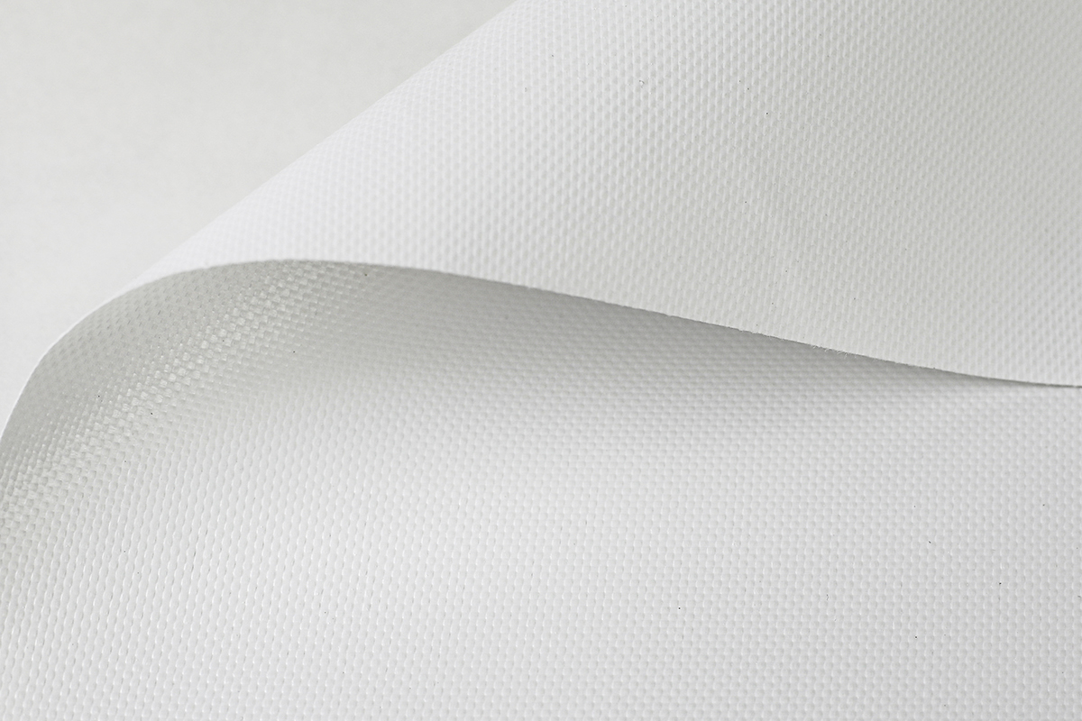 PVC-free Banner Whiteback 300 FR, +/- 310 g/m2
For UV & latex and (eco)solvent
Whiteback - weldable
3,20 x +/- 50 m