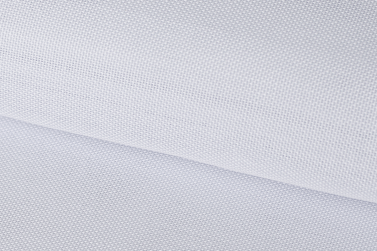 Spun Flag 150 FR, +/- 150 g/m2
For subli transfer & direct, Screen Printing and double-sided Sublimation Direct
100% Woven polyester
1,60 x +/- 100 m