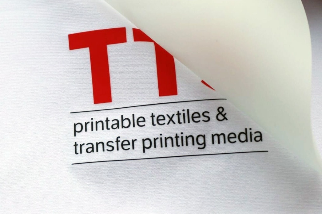 Polyester transfer film HCS100/2-HP Hot-Peel
two sides matt, 50x70 cm
200 sheets/pack